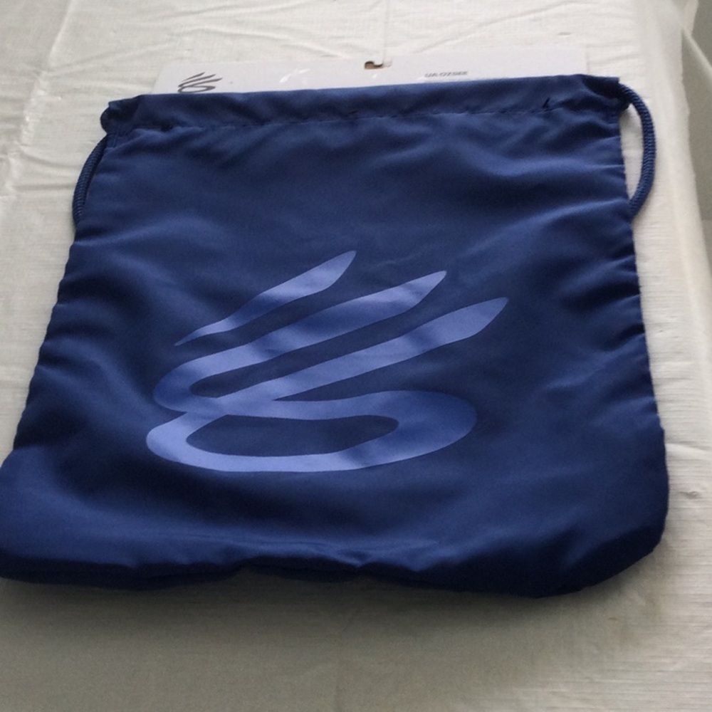 Under Armour Sack pack 18” L by 14” W color blue interior pocket storage #462
